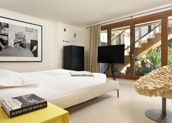 לינה וארוחת בוקר Magic